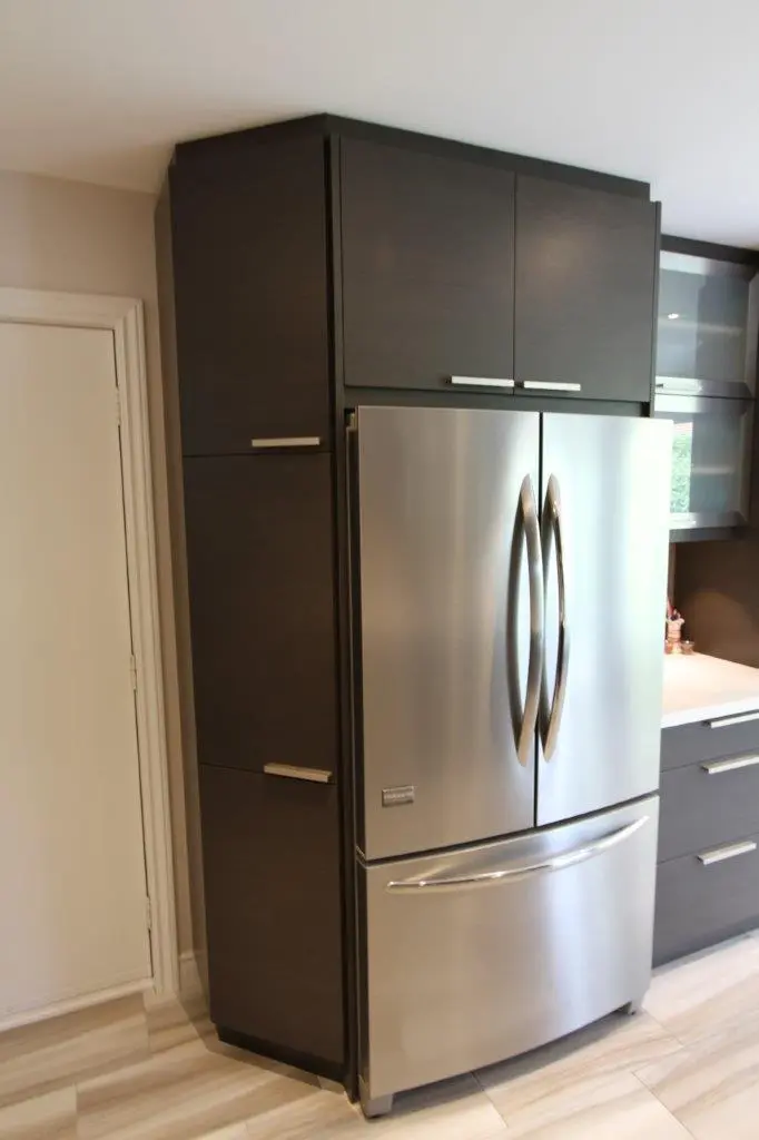 Dark wood kitchen