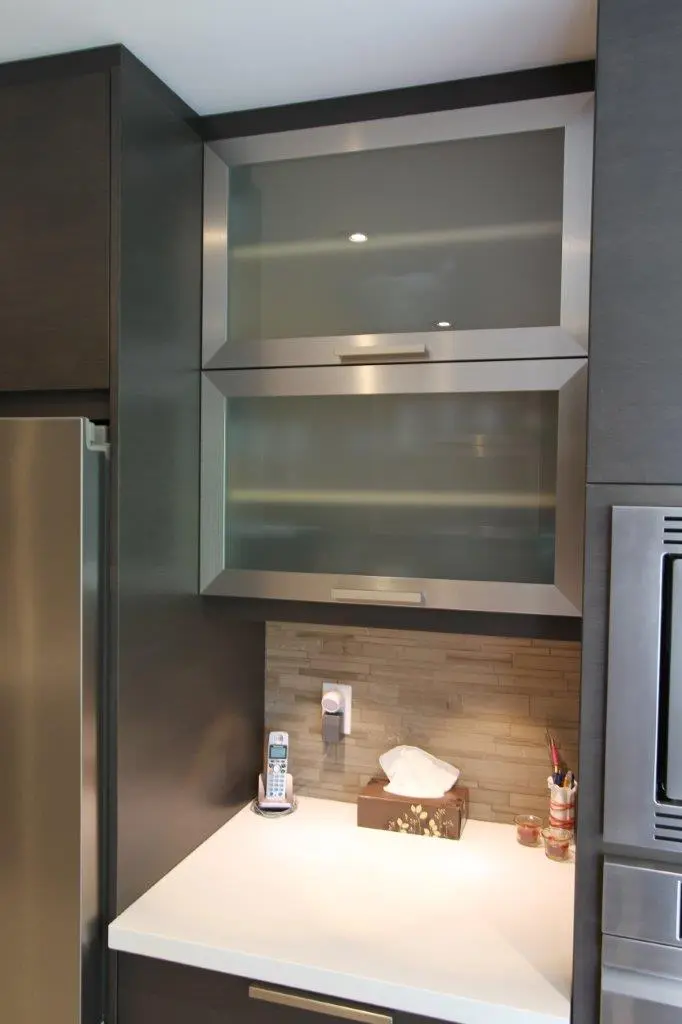 Dark wood kitchen