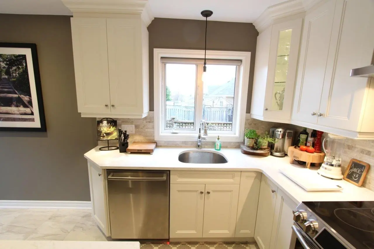 White kitchen