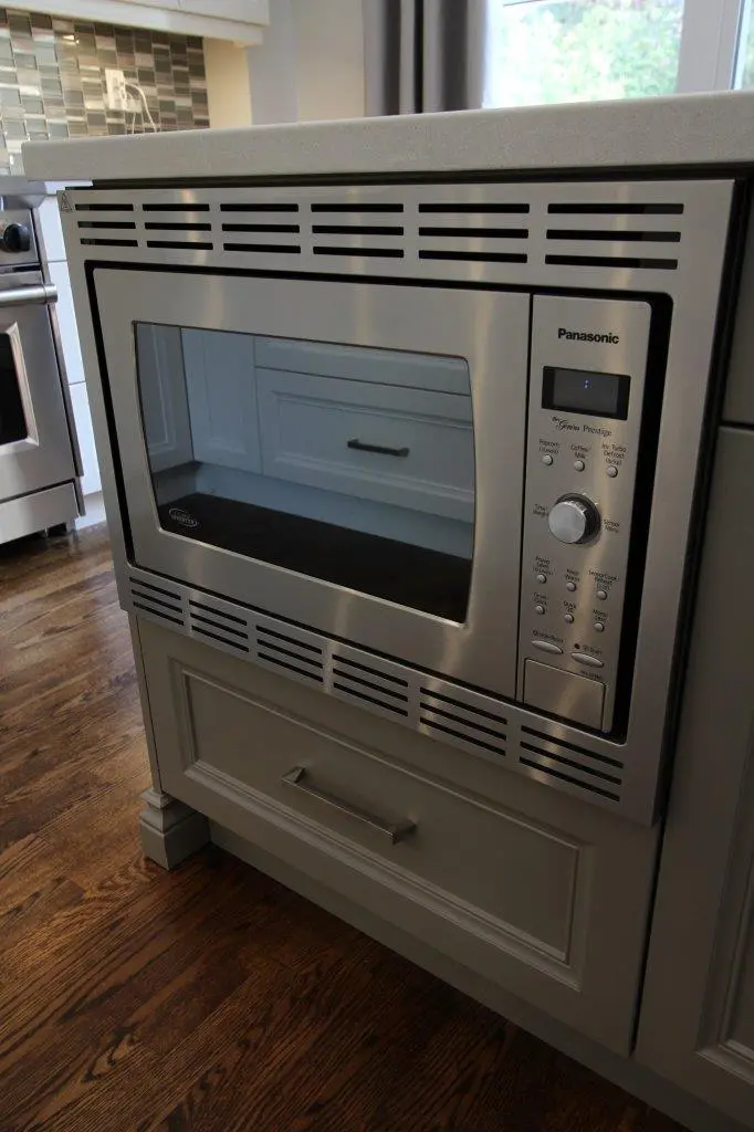 White kitchen
