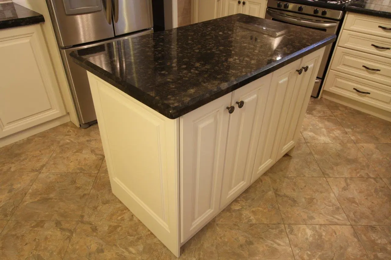 White kitchen