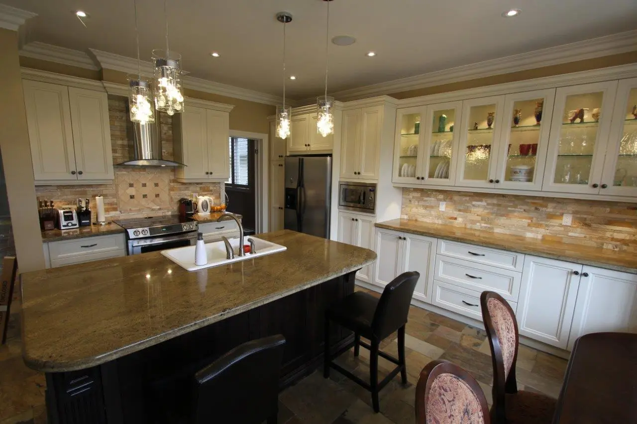 White kitchen