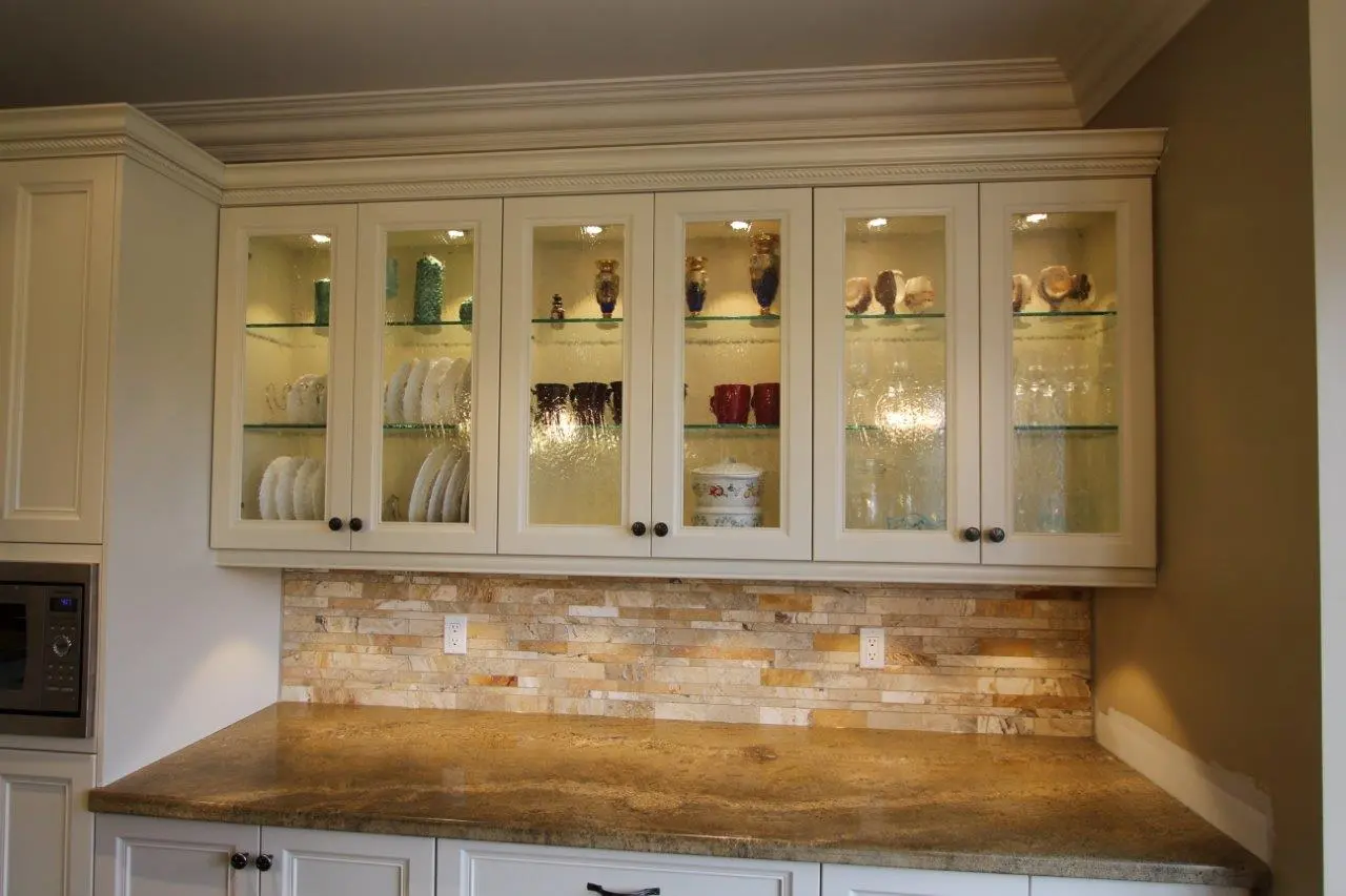 White kitchen