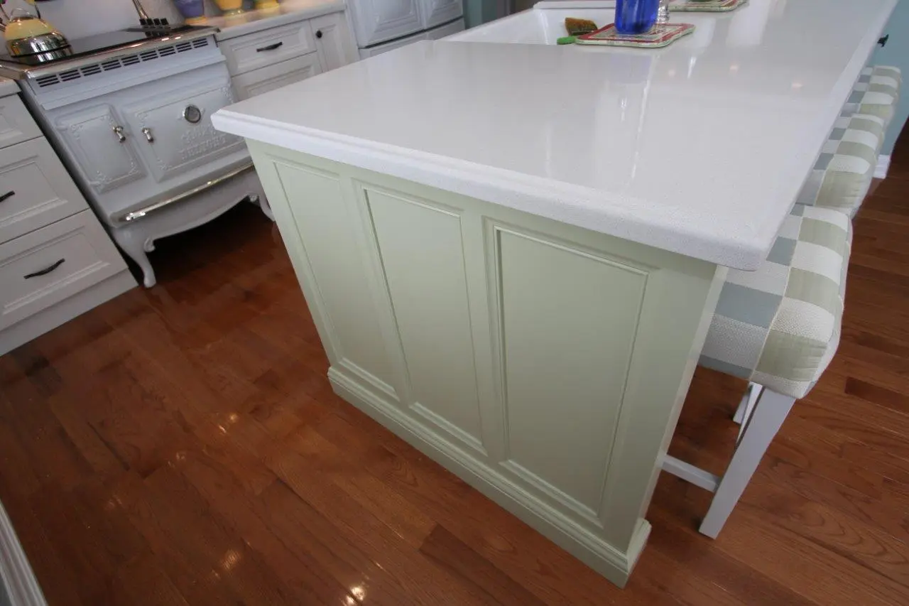 White kitchen