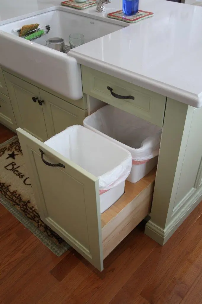 White kitchen