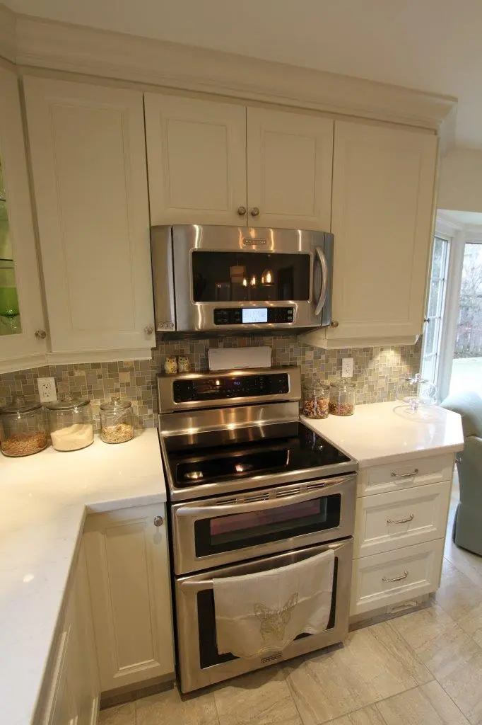 White kitchen