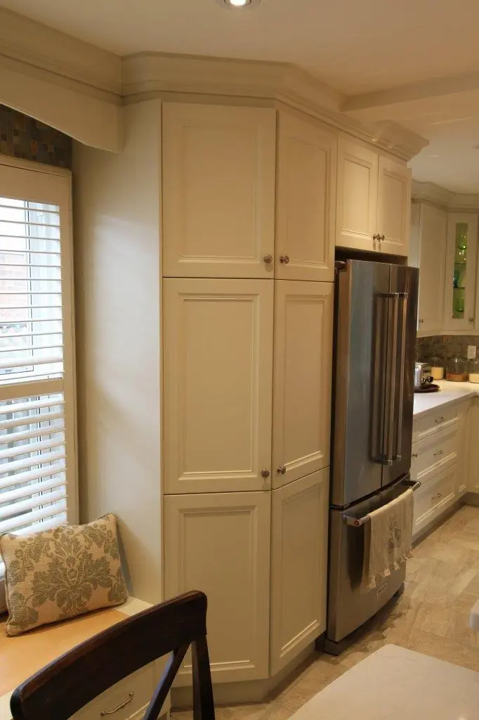 White kitchen