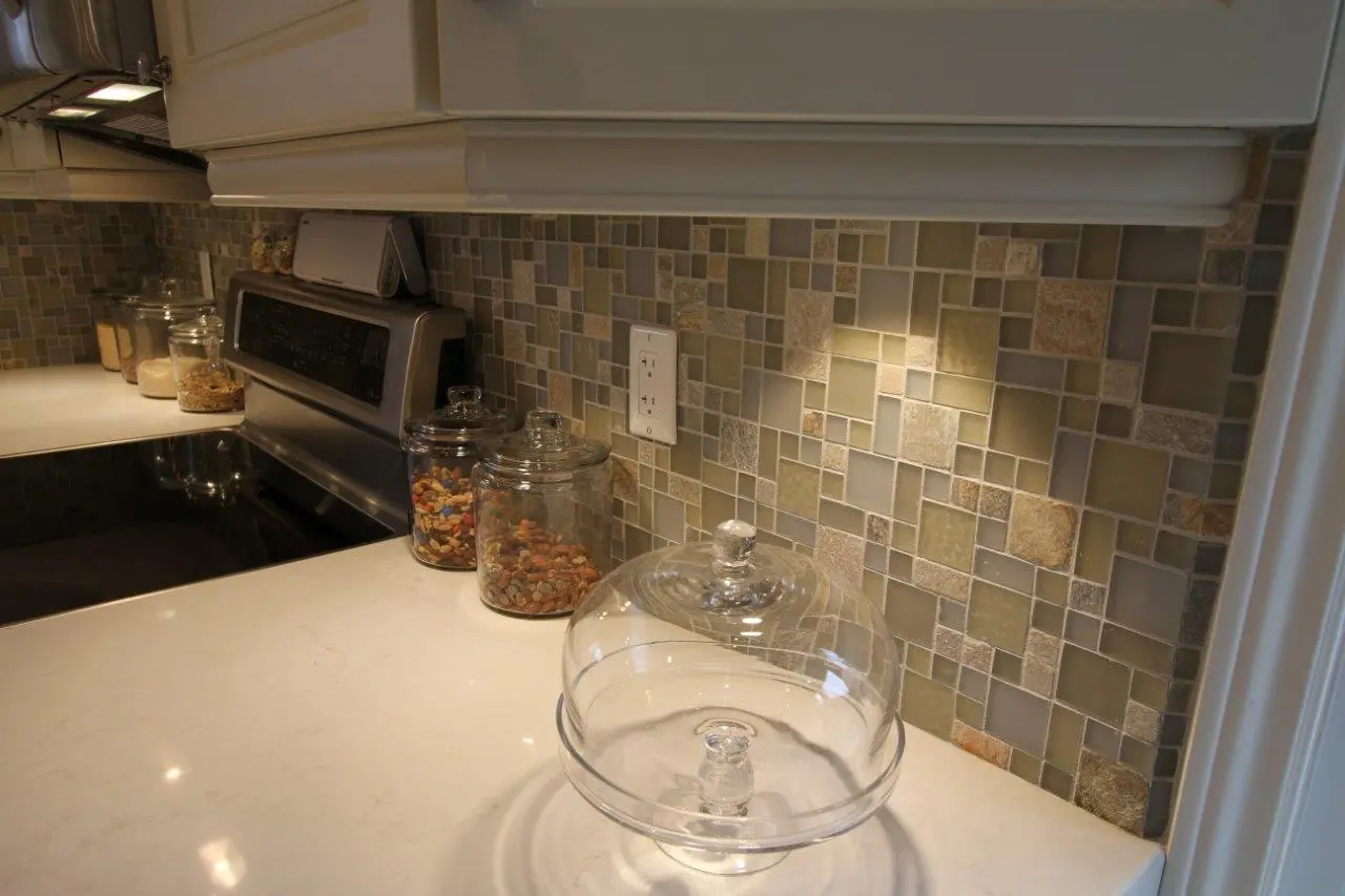 White kitchen
