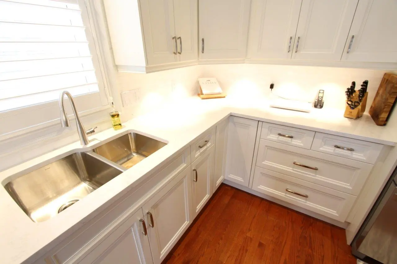 White kitchen