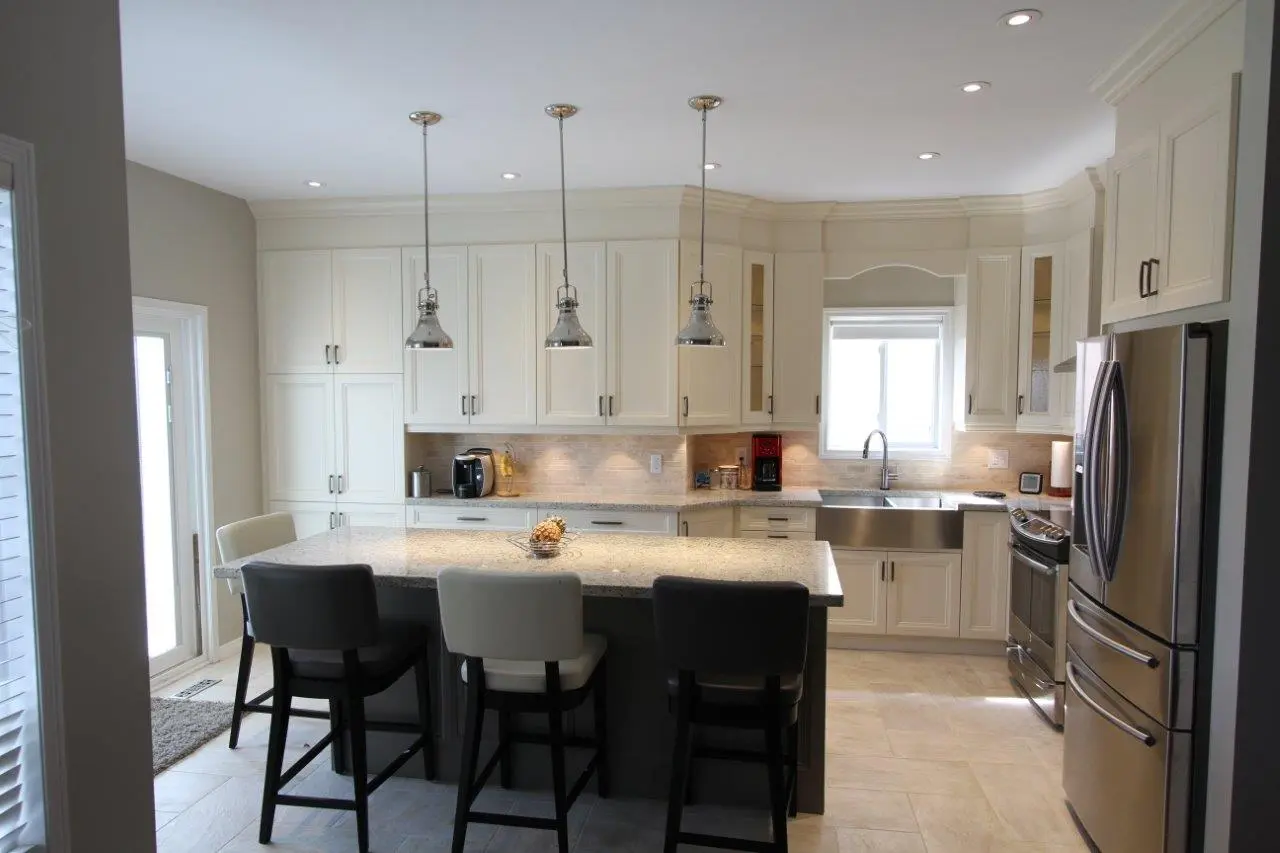 White kitchen