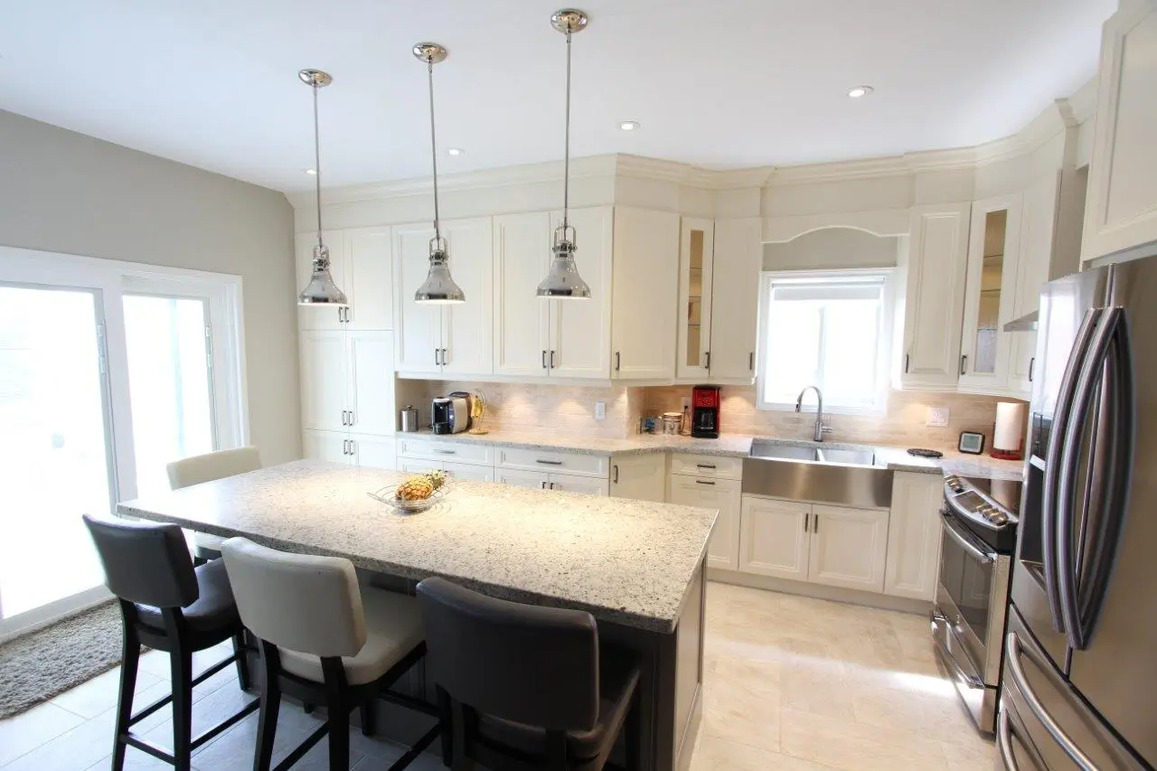 White kitchen