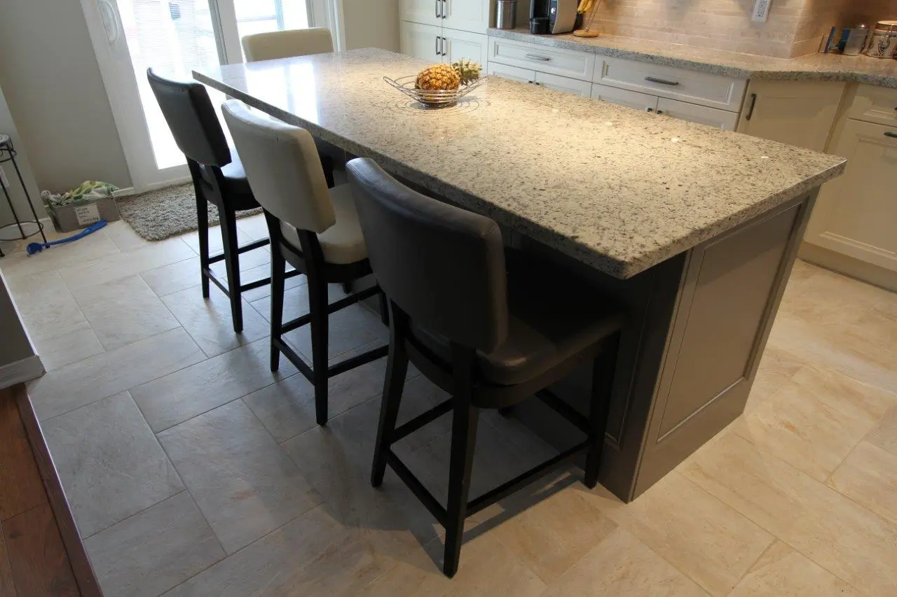 White kitchen