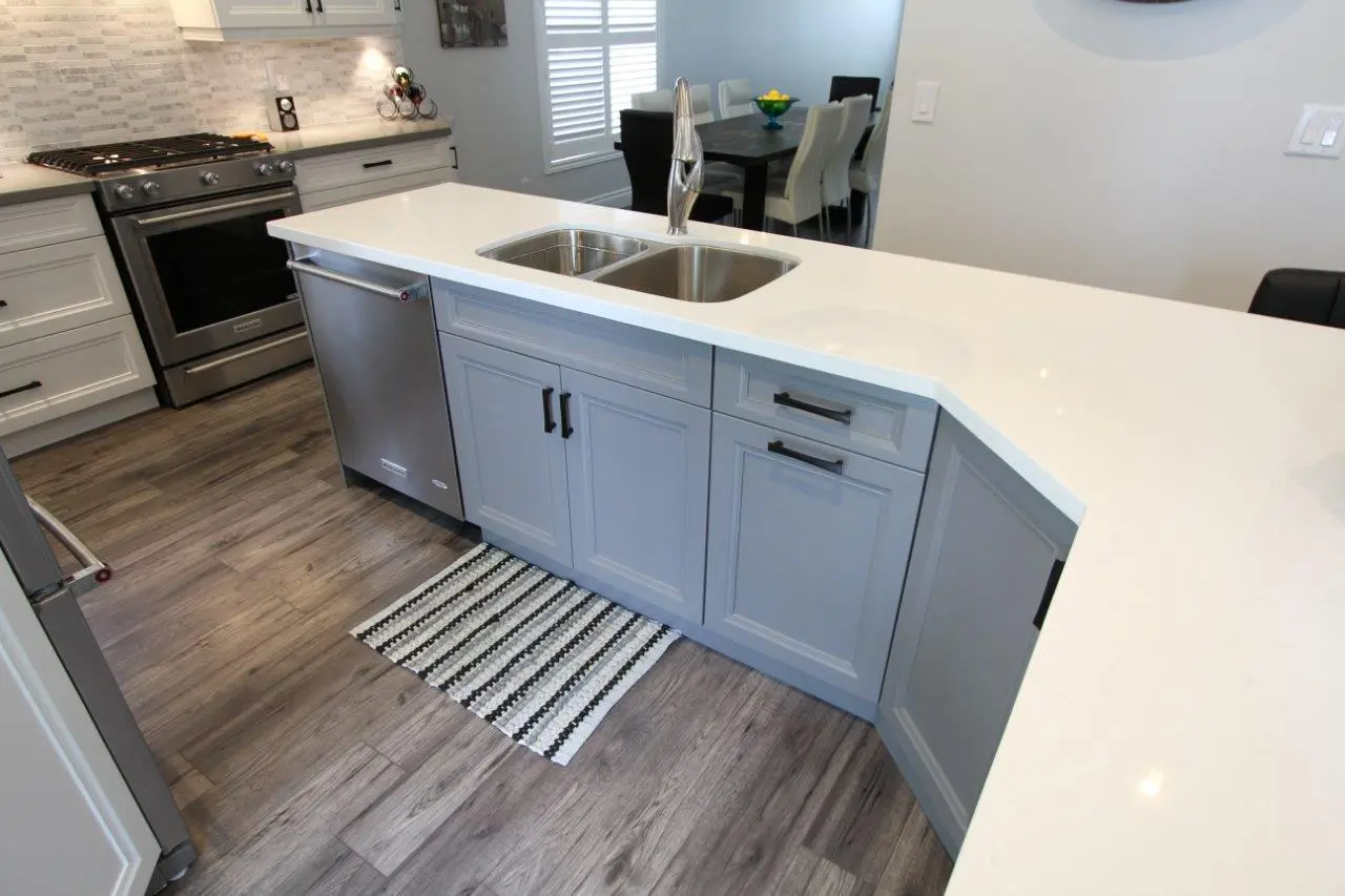 White kitchen