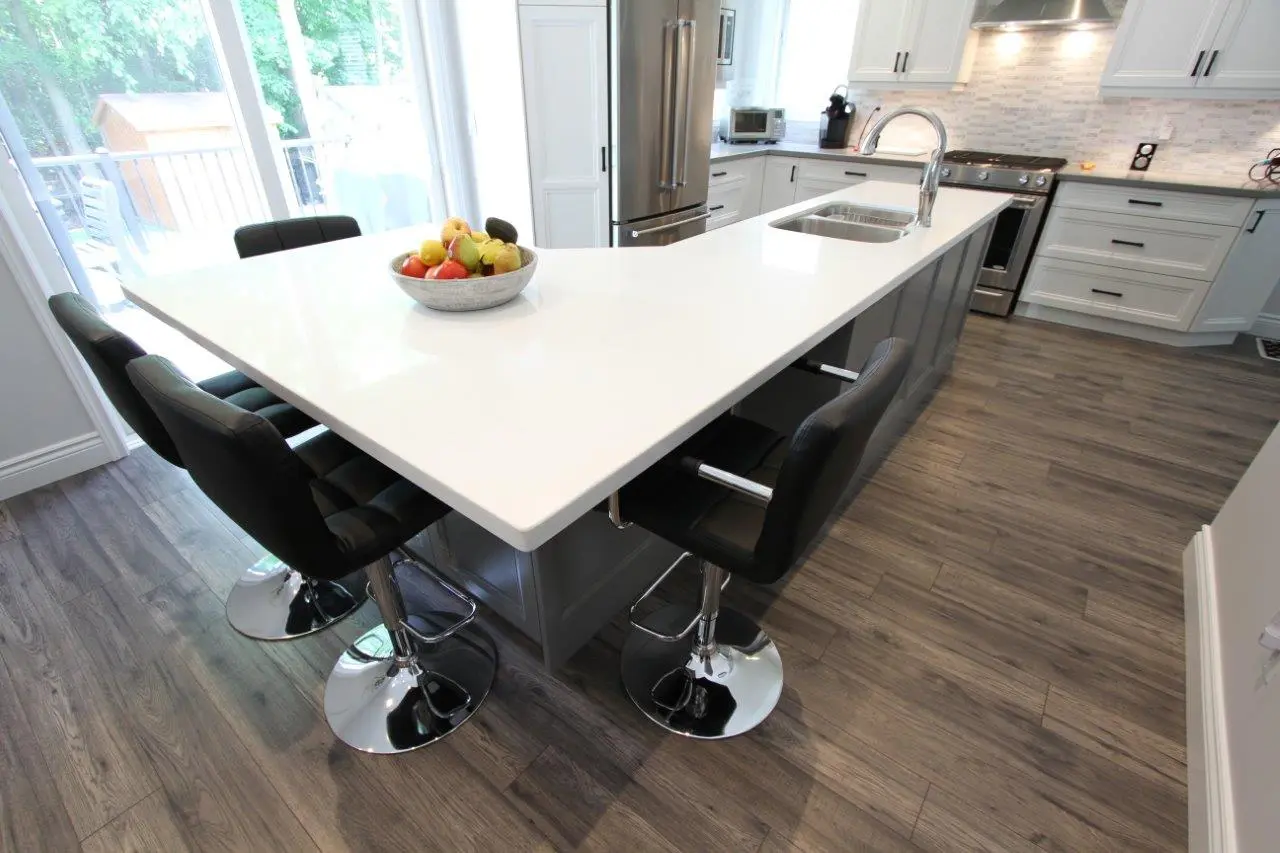 White kitchen