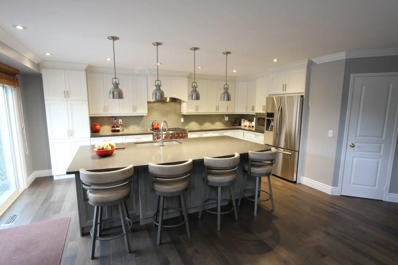 White kitchen