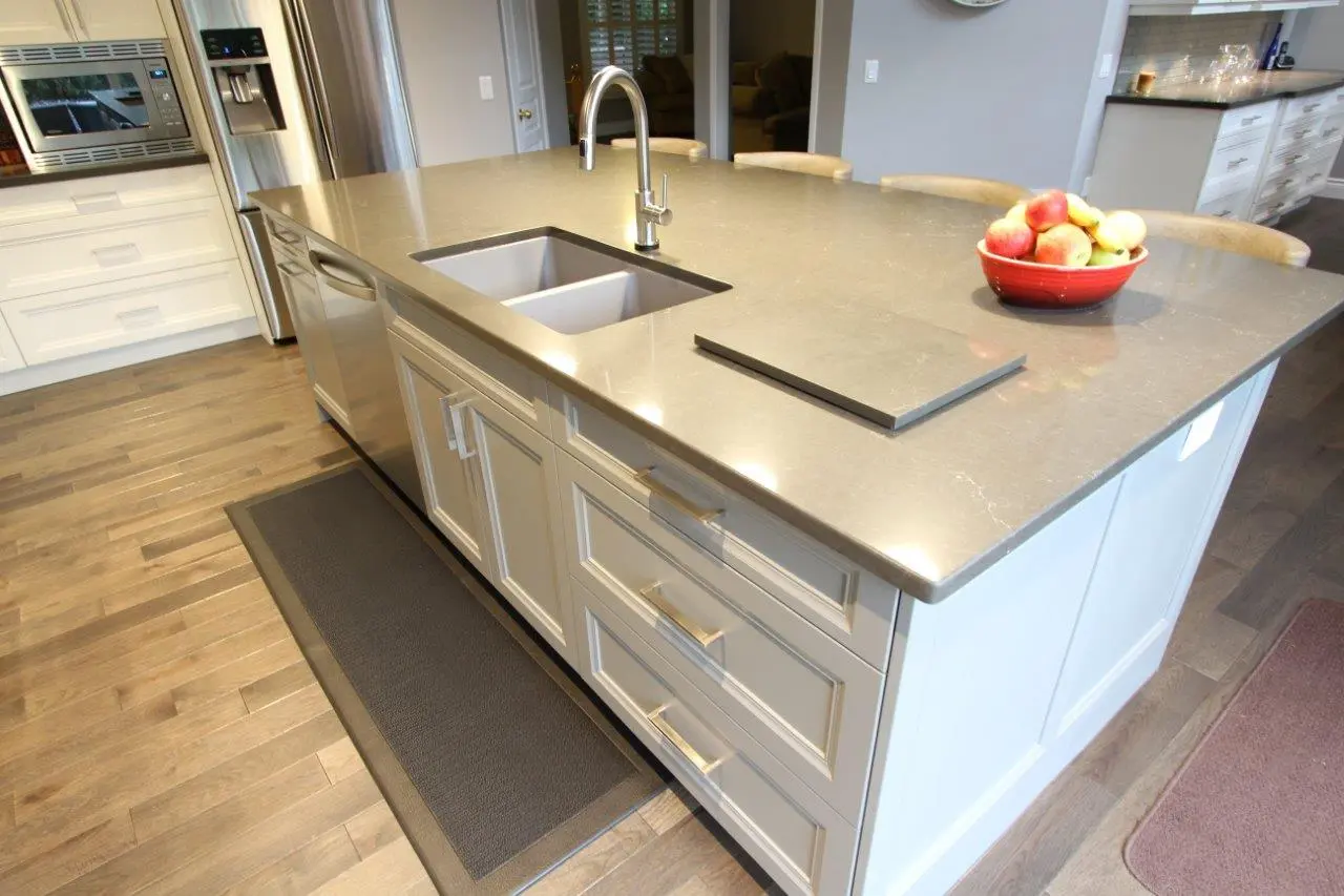 White kitchen