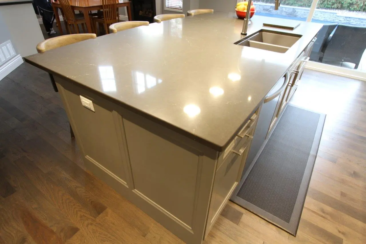 White kitchen