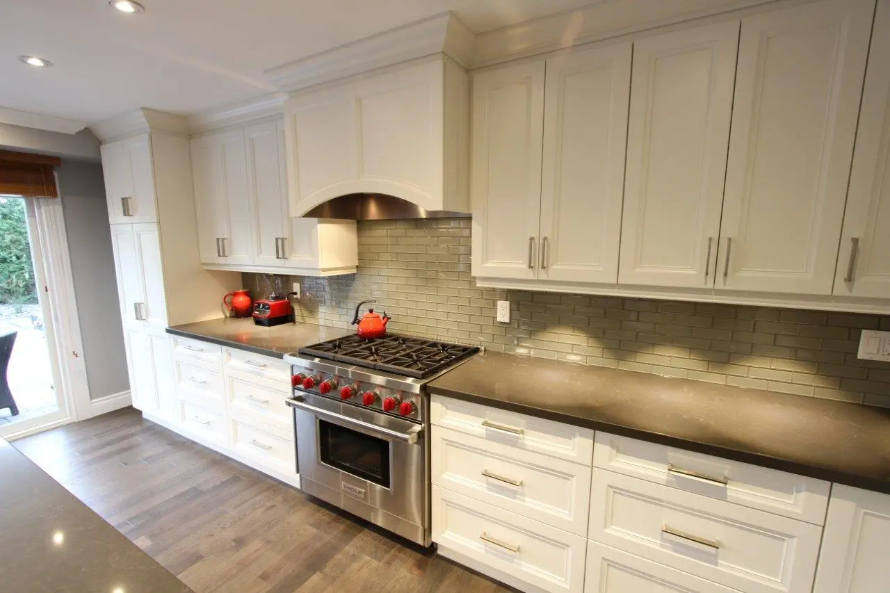White kitchen