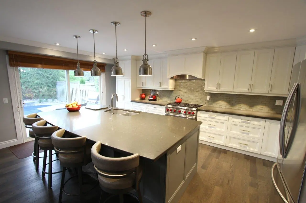 White kitchen
