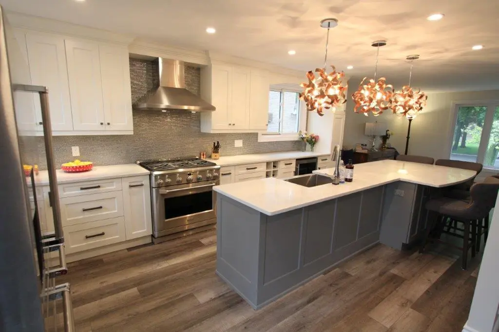 White kitchen